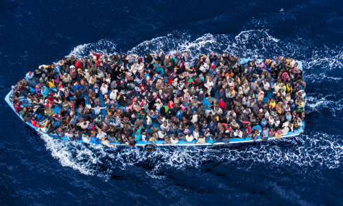 انقاذ اكثر من 5000 مهاجر منذ الجمعة في المتوسط